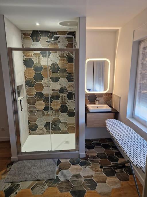 Appartement Cosy Neudorf Climatise Wifi 90M2 Estrasburgo Exterior foto